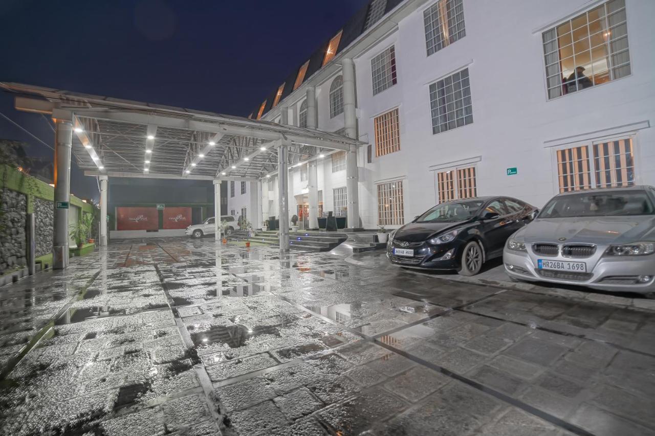 Hotel Rose Petal Srinagar Εξωτερικό φωτογραφία