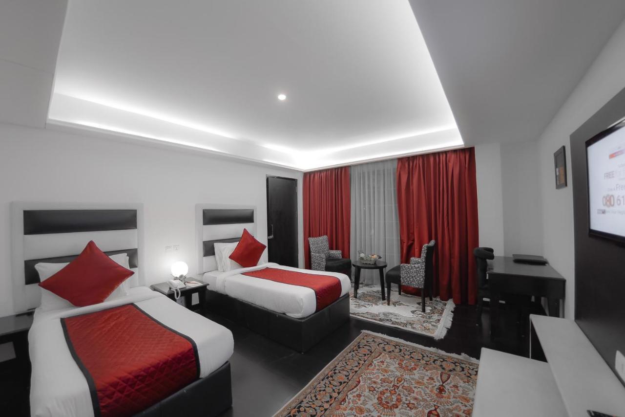 Hotel Rose Petal Srinagar Εξωτερικό φωτογραφία