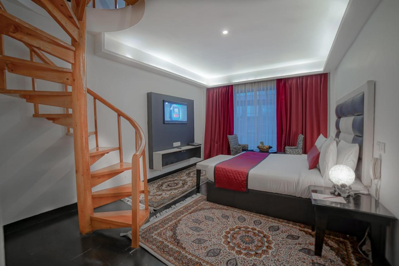 Hotel Rose Petal Srinagar Εξωτερικό φωτογραφία
