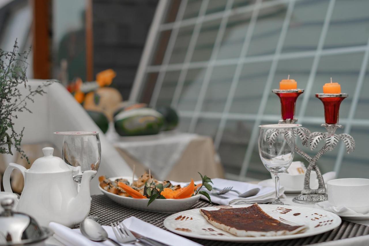 Hotel Rose Petal Srinagar Εξωτερικό φωτογραφία