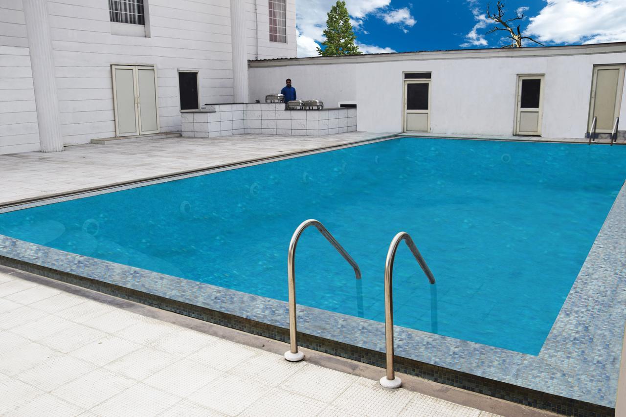 Hotel Rose Petal Srinagar Δωμάτιο φωτογραφία